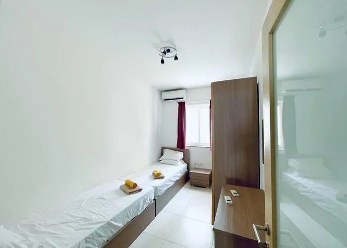 Stylish Modern 4 Paceville Διαμέρισμα Saint Julian's